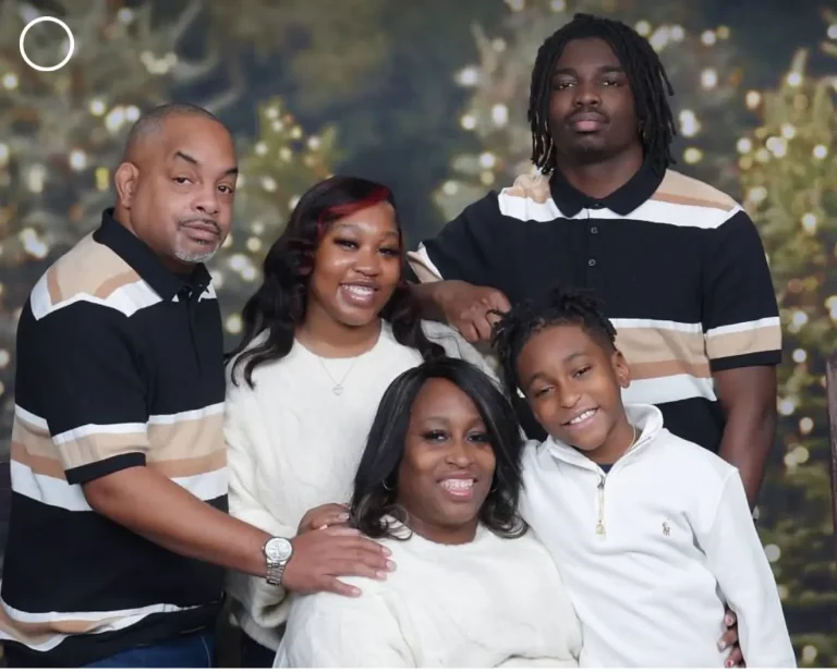 LaTeshia Roberts and family